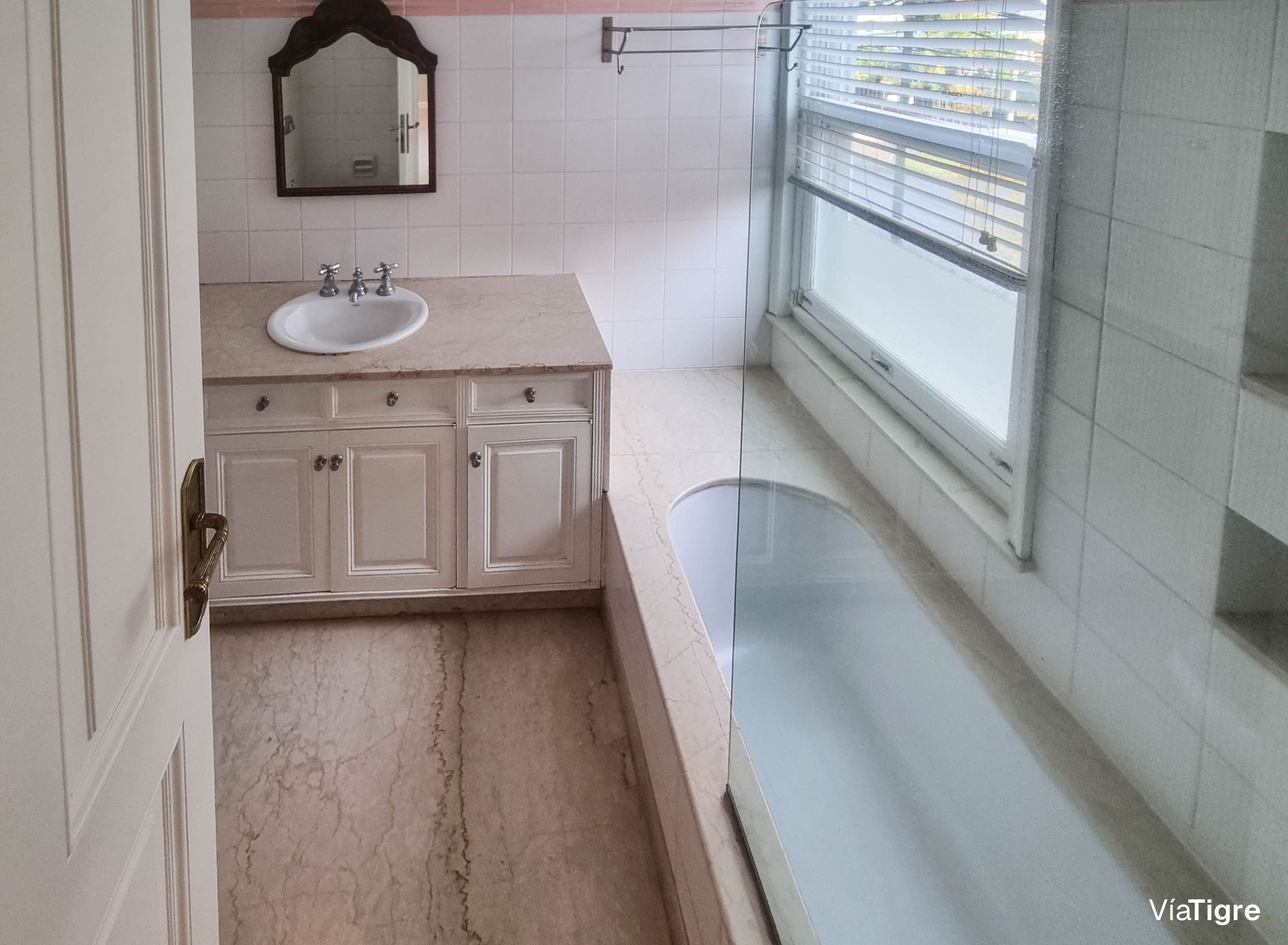 Casa En Venta Martinez Libertador Al Rio
