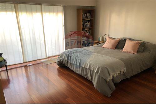 Venta Casa Reciclada 3 Dorm Piscina - Olivos