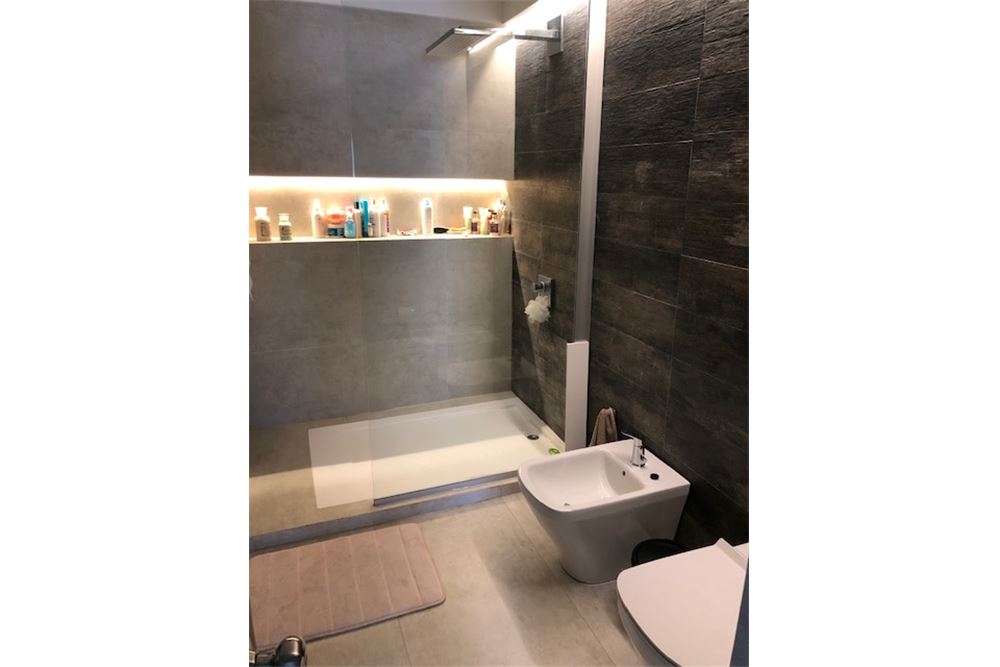 Venta Casa Reciclada 3 Dorm Piscina - Olivos
