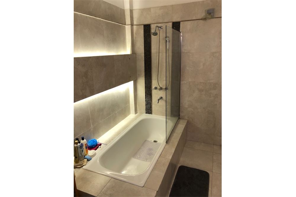 Venta Casa Reciclada 3 Dorm Piscina - Olivos