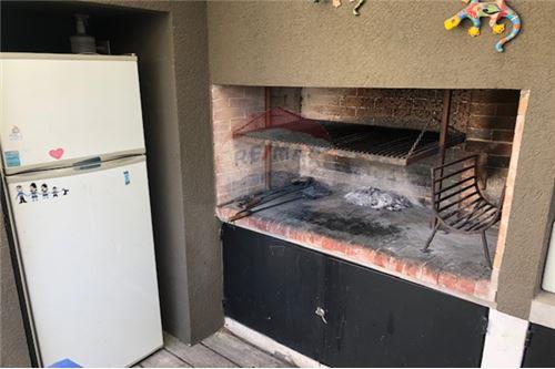 Venta Casa Reciclada 3 Dorm Piscina - Olivos