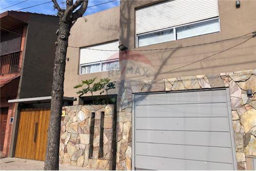 Venta Casa Reciclada 3 Dorm Piscina - Olivos