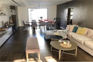 Venta Casa Reciclada 3 Dorm Piscina - Olivos