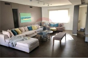 Venta Casa Reciclada 3 Dorm Piscina - Olivos
