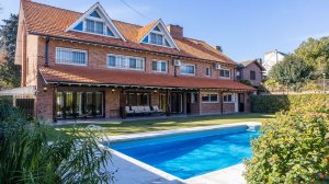 Casa 5 dorm 10 amb Venta Martínez Parque Pileta