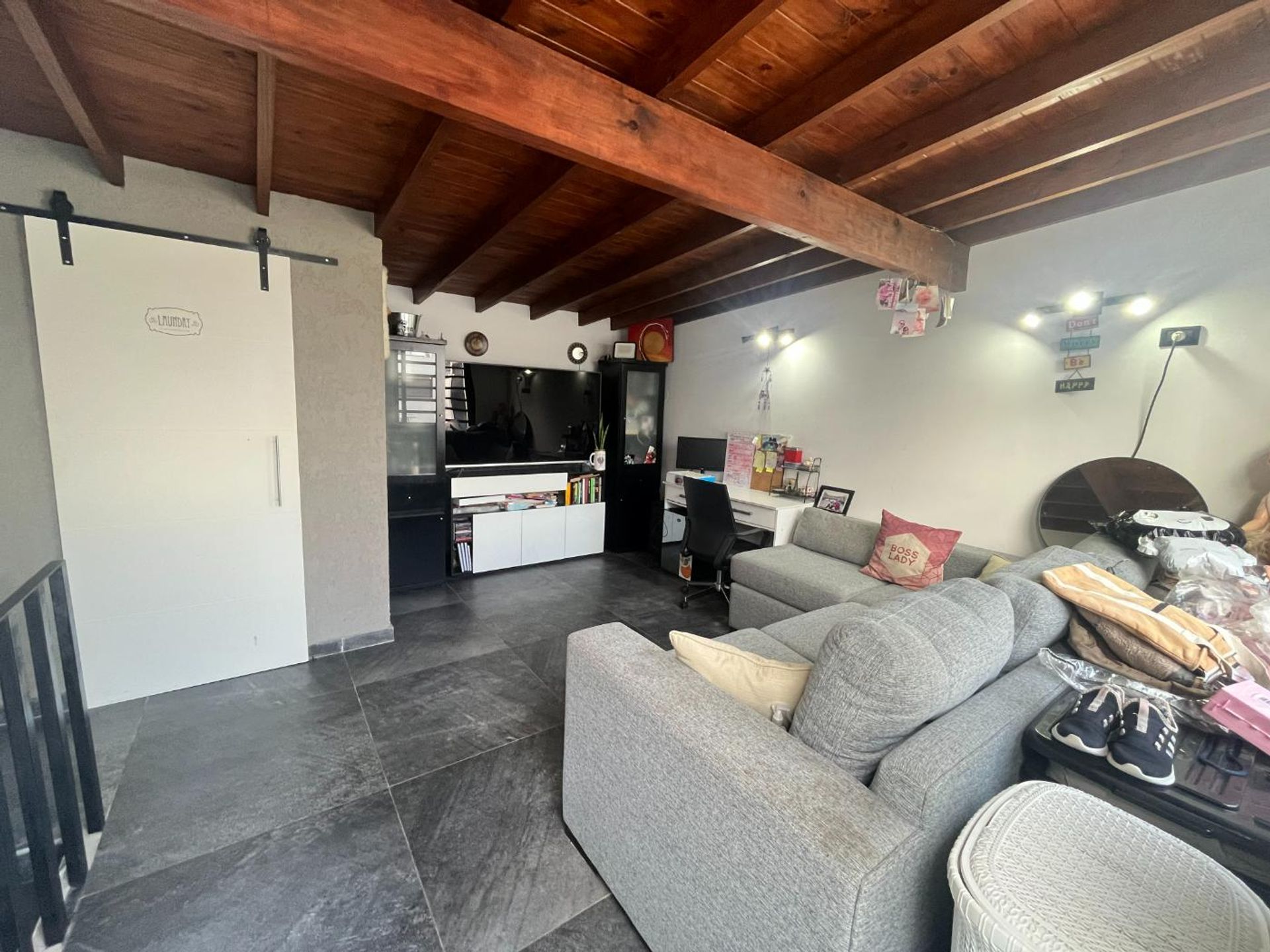 Venta Triplex 5 ambientes - Patio-Cochera- Olivos