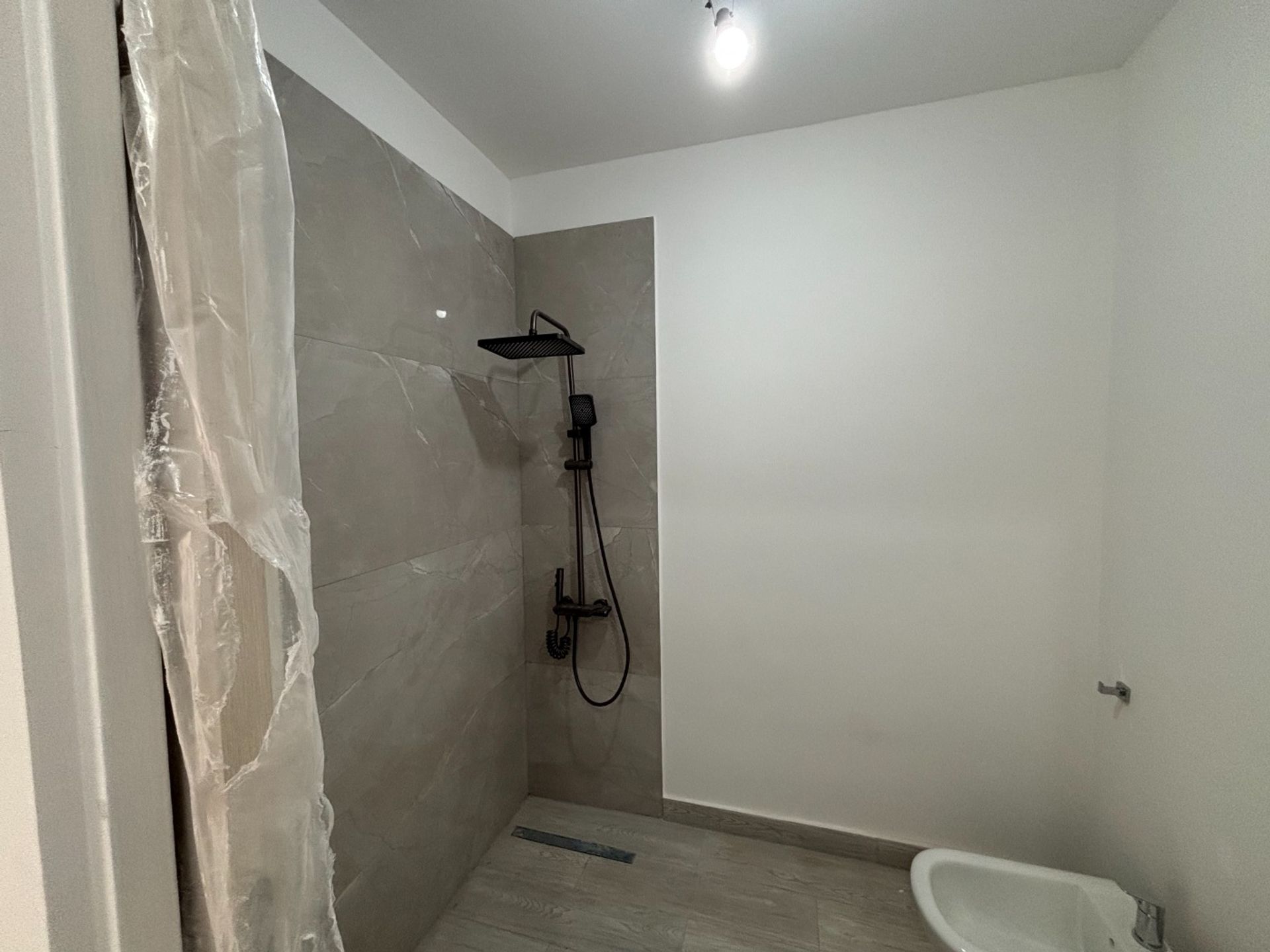 Venta Casa 4 Amb Cochera Jardin Parrilla