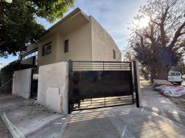 House for Sale 4 Rooms Garage Garden Grill