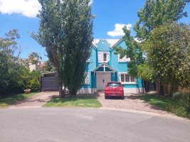Beautiful 5-Room House, Tres Horquetas, San Fernando