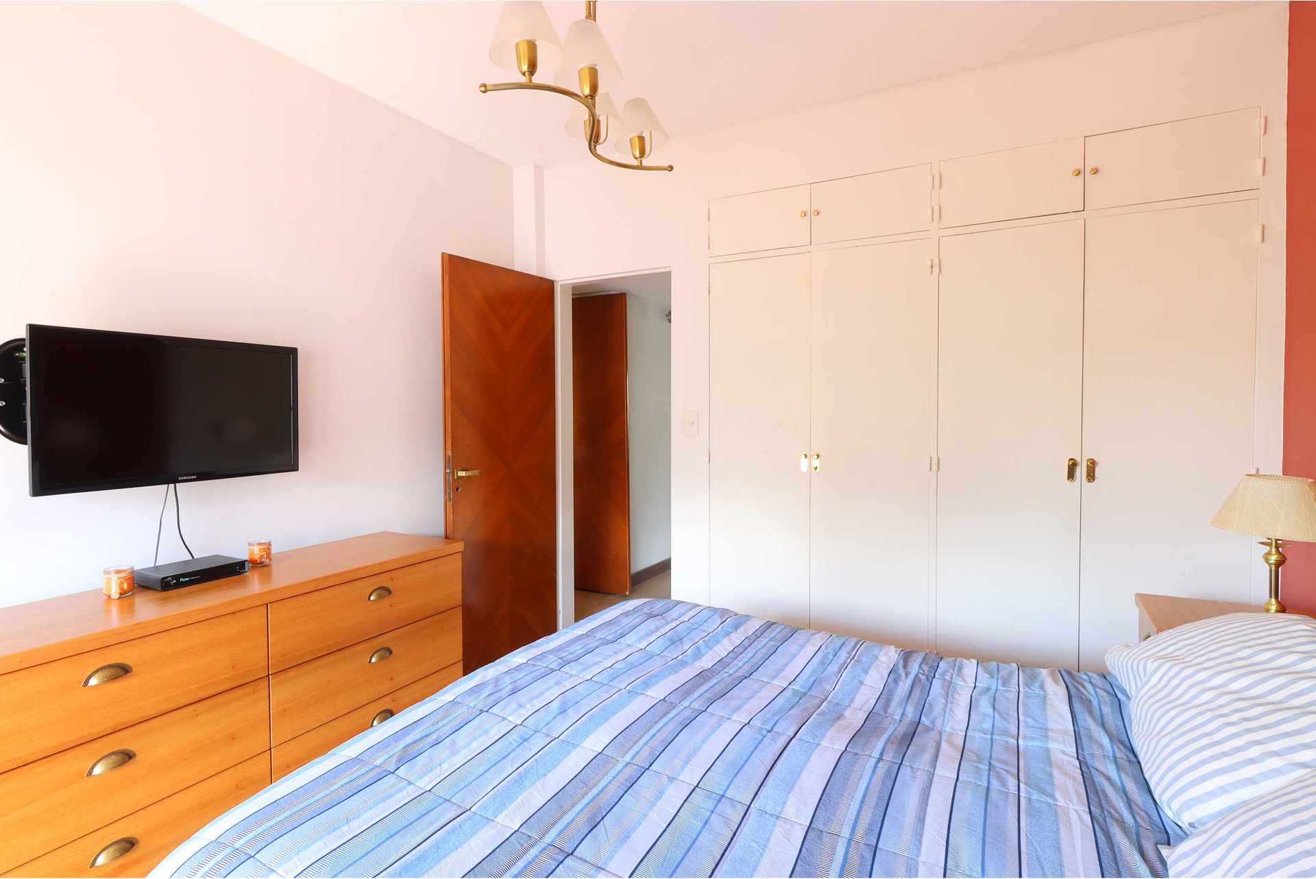 VENTA PH 5 amb cochera cubierta Olivos Vte Lopez