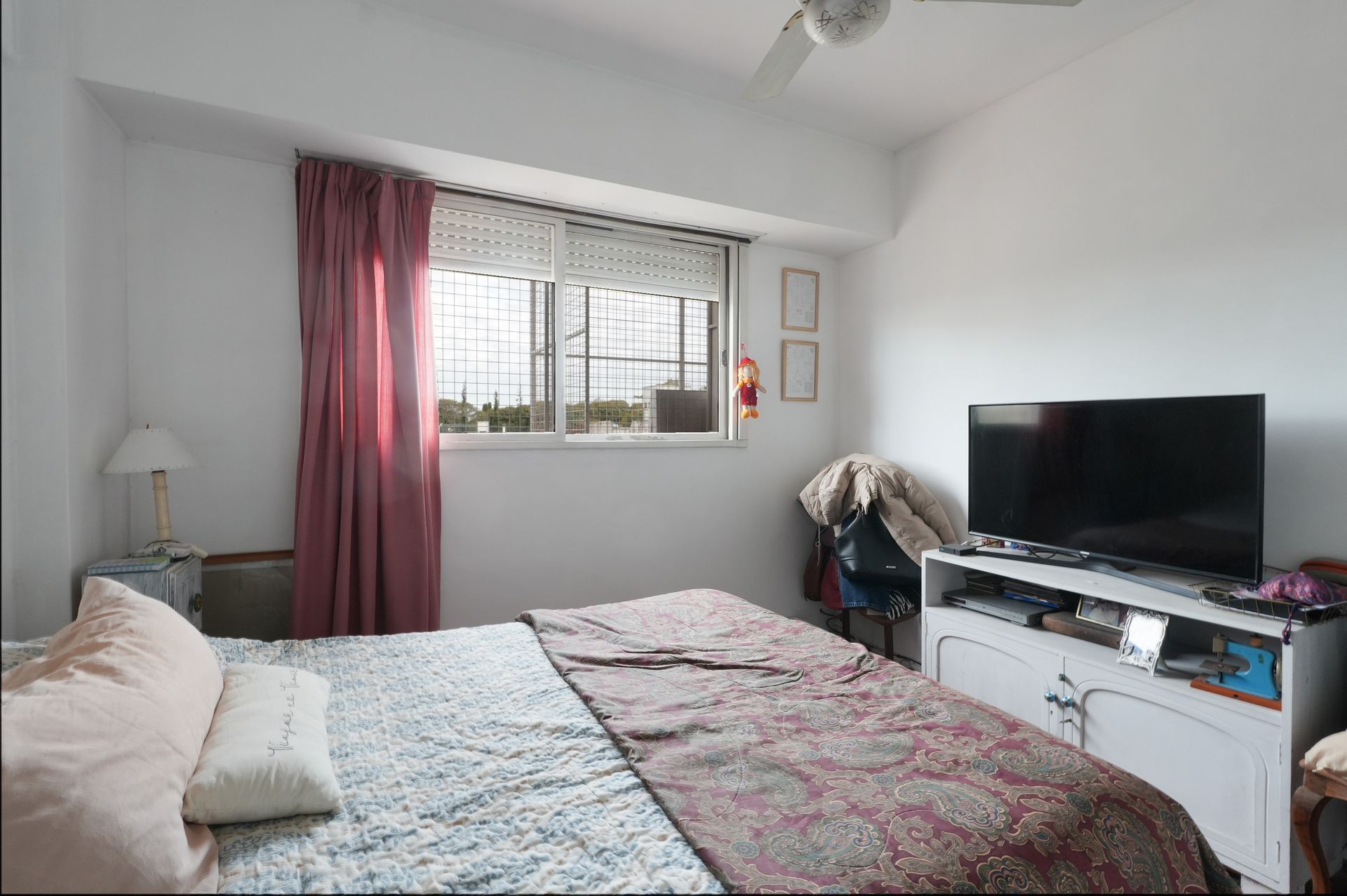 Venta Departamento 3 ambientes, Olivos con Balcon