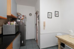 Venta Departamento 3 ambientes, Olivos con Balcon