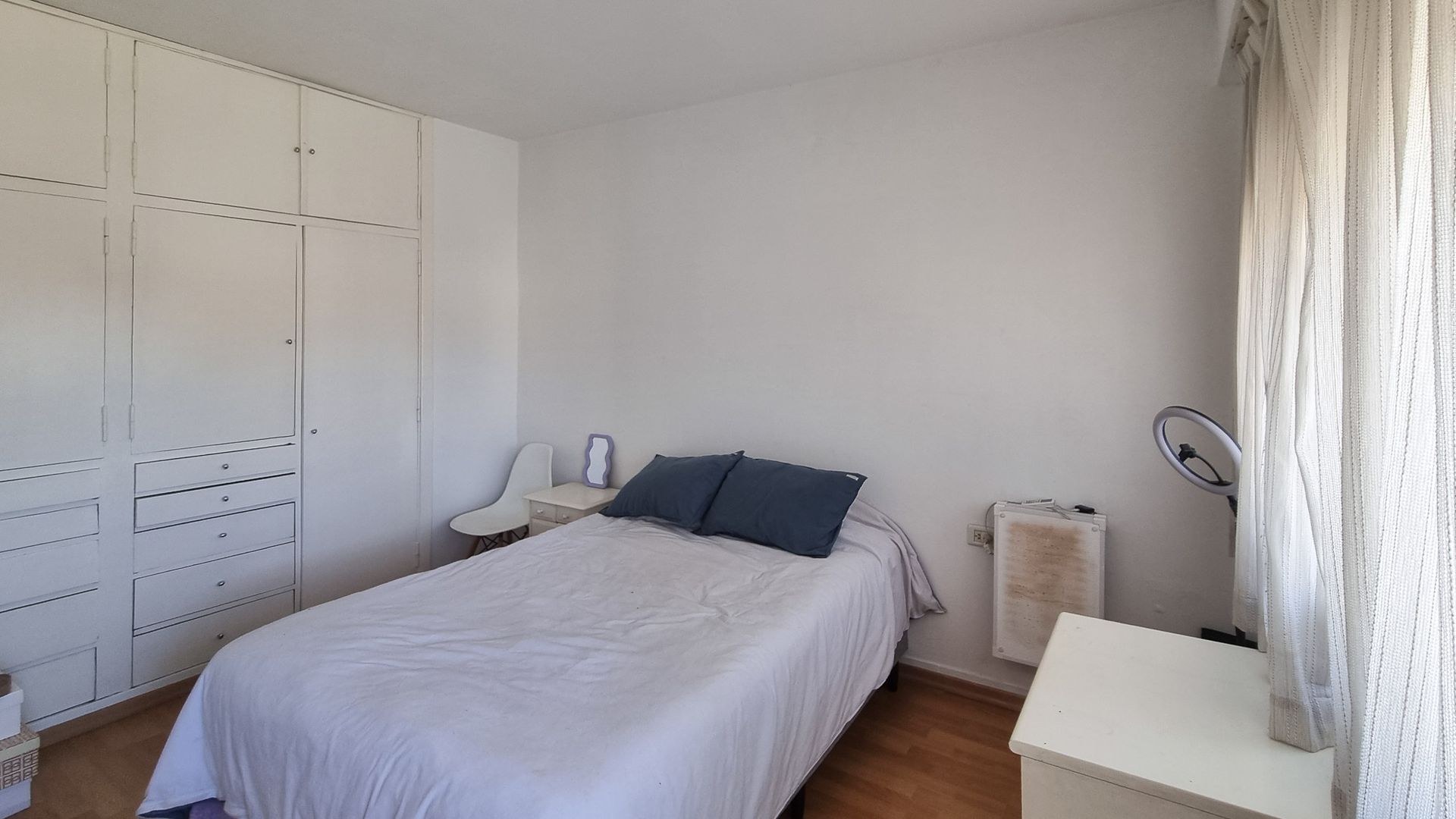Venta departamento dos ambientes en Beccar
