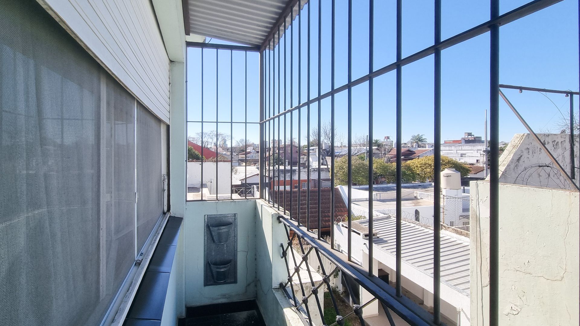 Venta departamento dos ambientes en Beccar