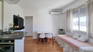 Venta departamento dos ambientes en Beccar
