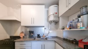 Venta departamento dos ambientes en Beccar