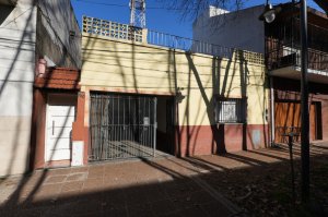 Venta Casa en Munro 3 ambientes con cochera