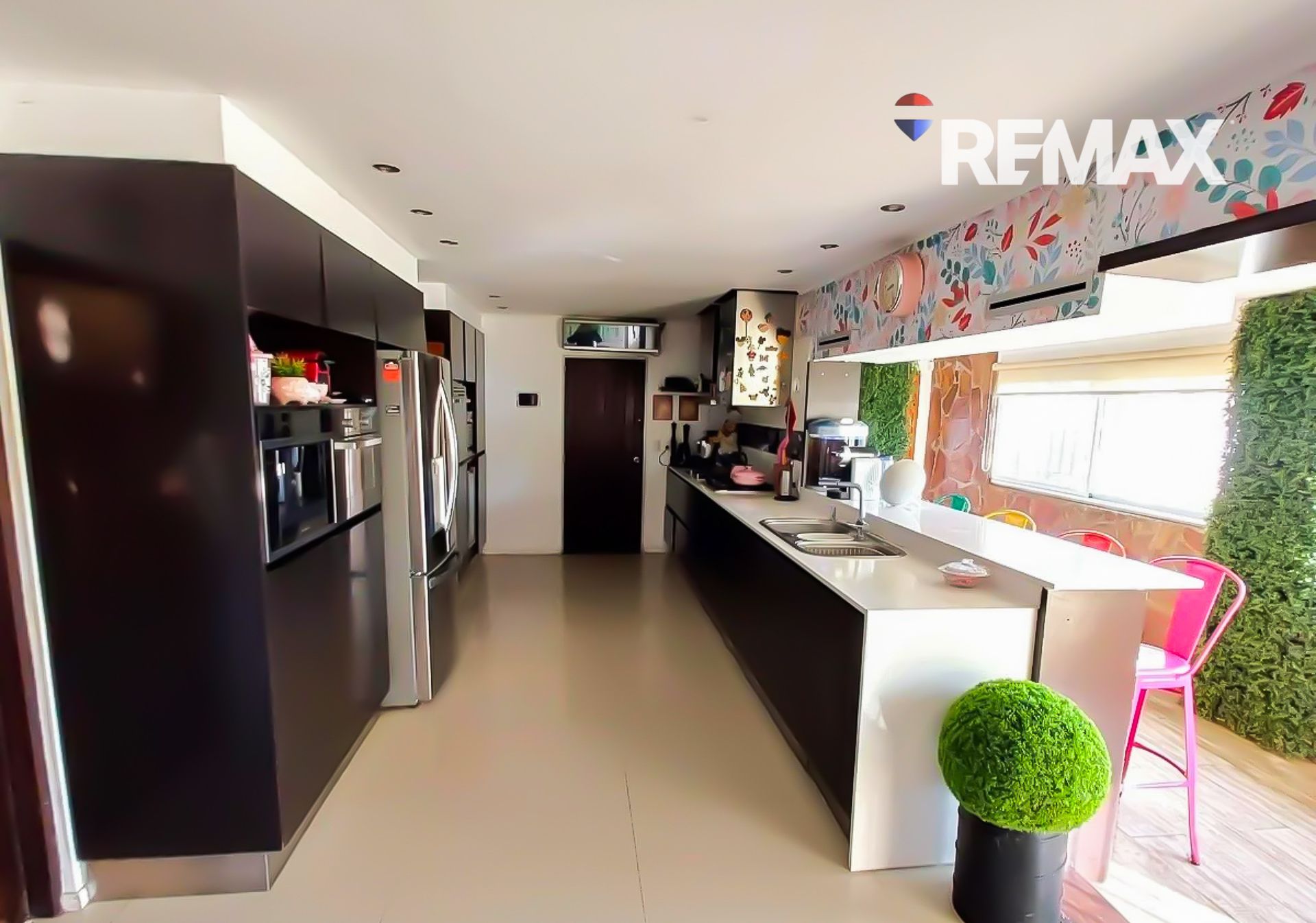 Venta casa 7 amb con Jardín y pileta en Martínez