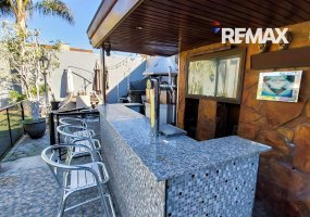 Venta casa 7 amb con Jardín y pileta en Martínez