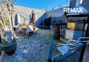 Venta casa 7 amb con Jardín y pileta en Martínez