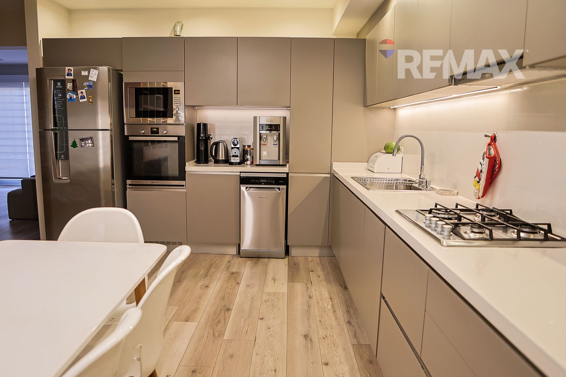 Venta Casa 6 ambientes pileta jardin Martinez