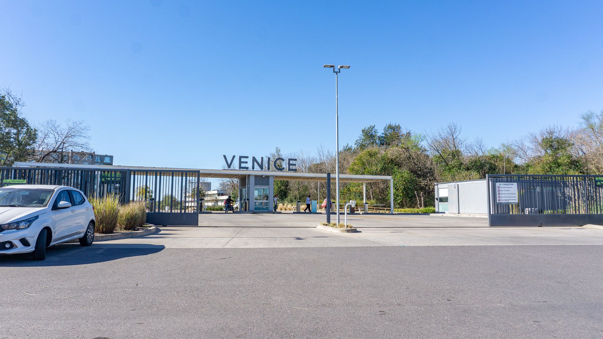 Venta Dpto 2 Amb Balcon Cochera Tigre Vista Al Rio