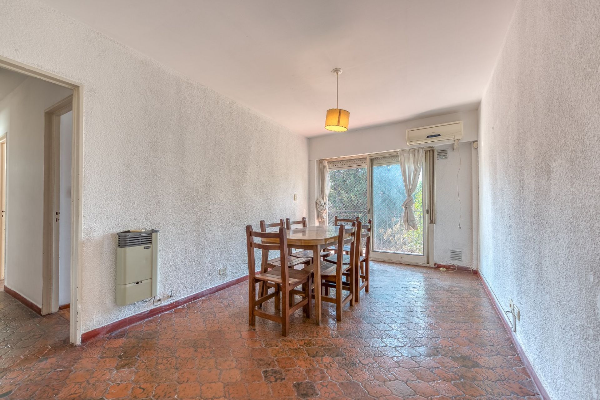 3-room apartment for sale in Martínez, full natural light.