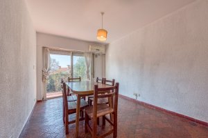 3-room apartment for sale in Martínez, full natural light.