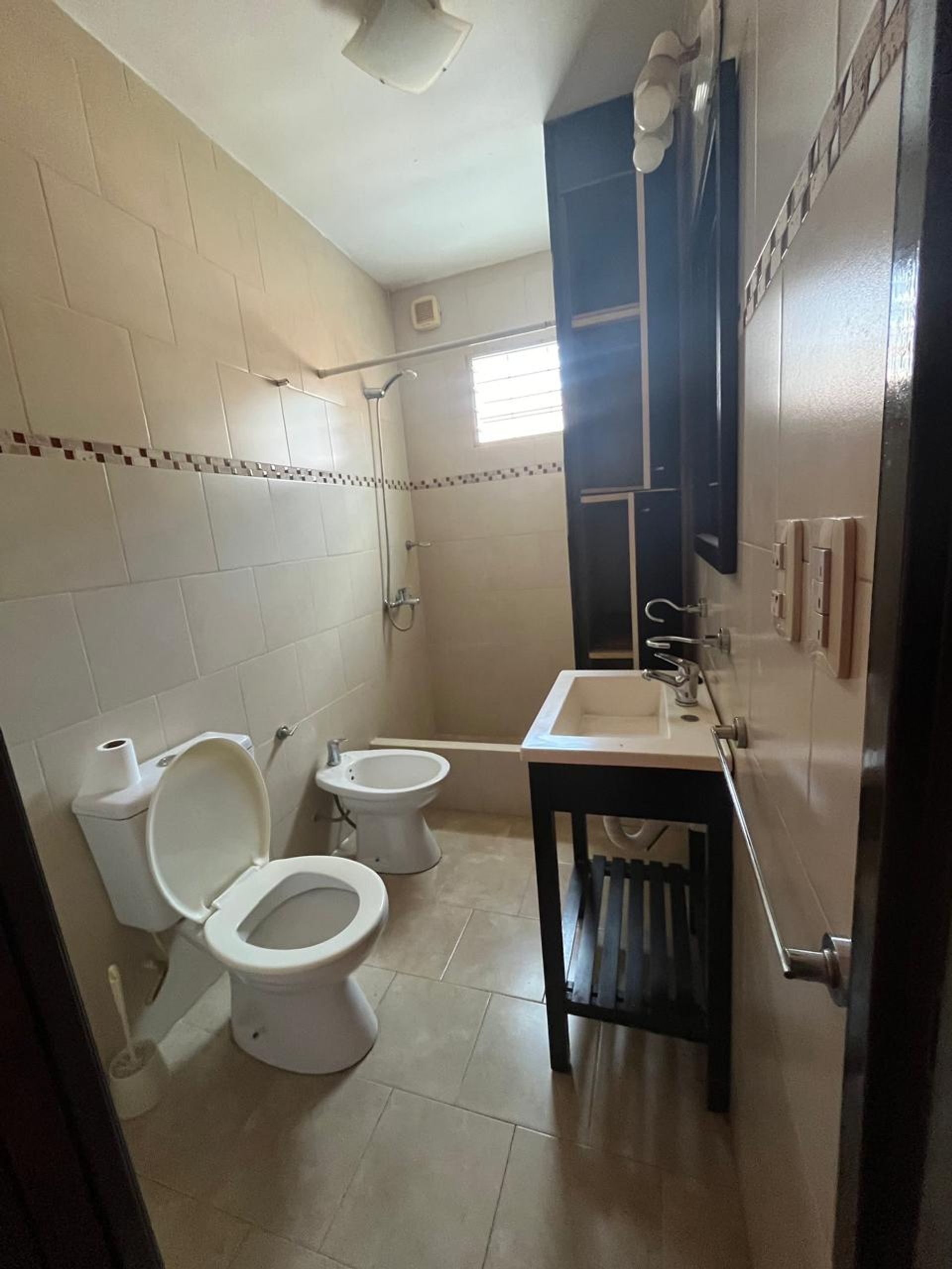Venta Casa más Duplex al fondo Villa Adelina