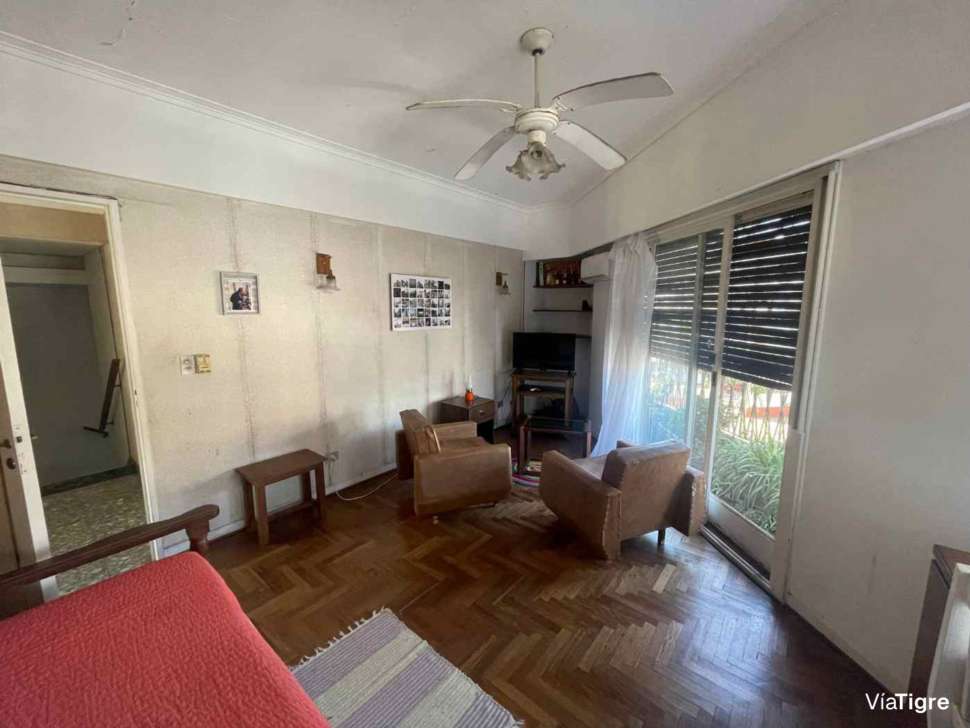 Venta Casa 3 Amb, Olivos, c/dos locales, Garage.