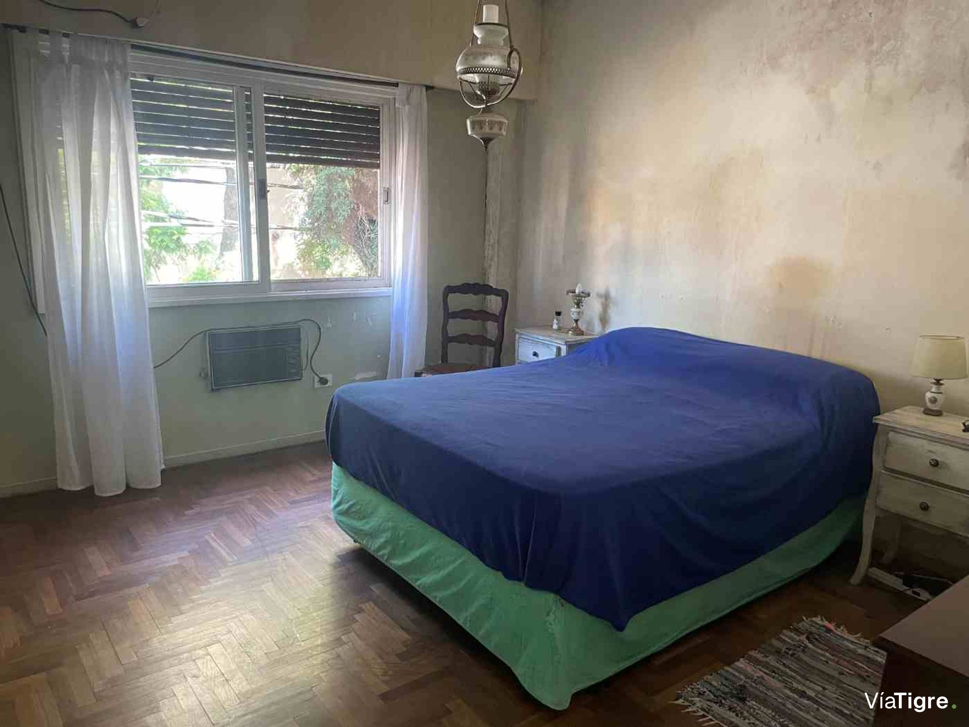 Venta Casa 3 Amb, Olivos, c/dos locales, Garage.