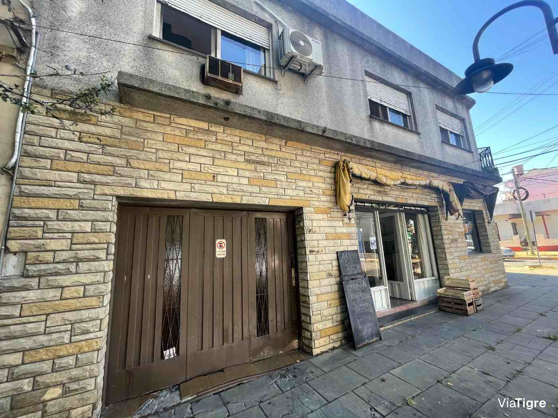 Venta Casa 3 Amb, Olivos, c/dos locales, Garage.