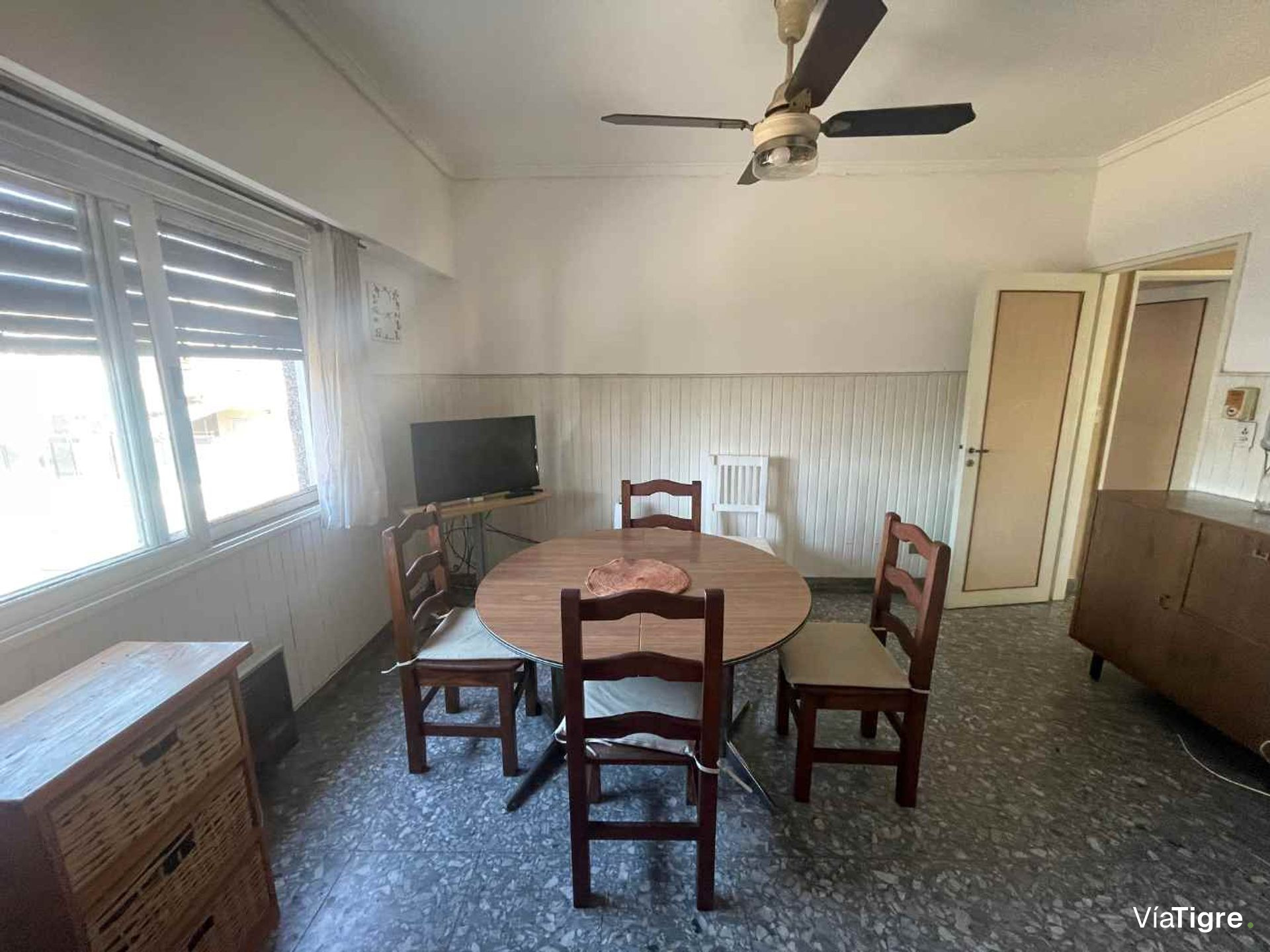 Venta Casa 3 Amb, Olivos, c/dos locales, Garage.