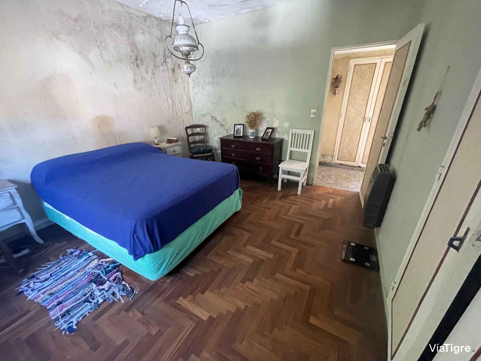 Venta Casa 3 Amb, Olivos, c/dos locales, Garage.