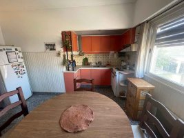 Venta Casa 3 Amb, Olivos, c/dos locales, Garage.