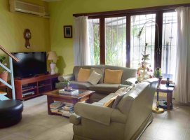 House for Sale – 6 Rooms – Villa Adelina – Opportunity