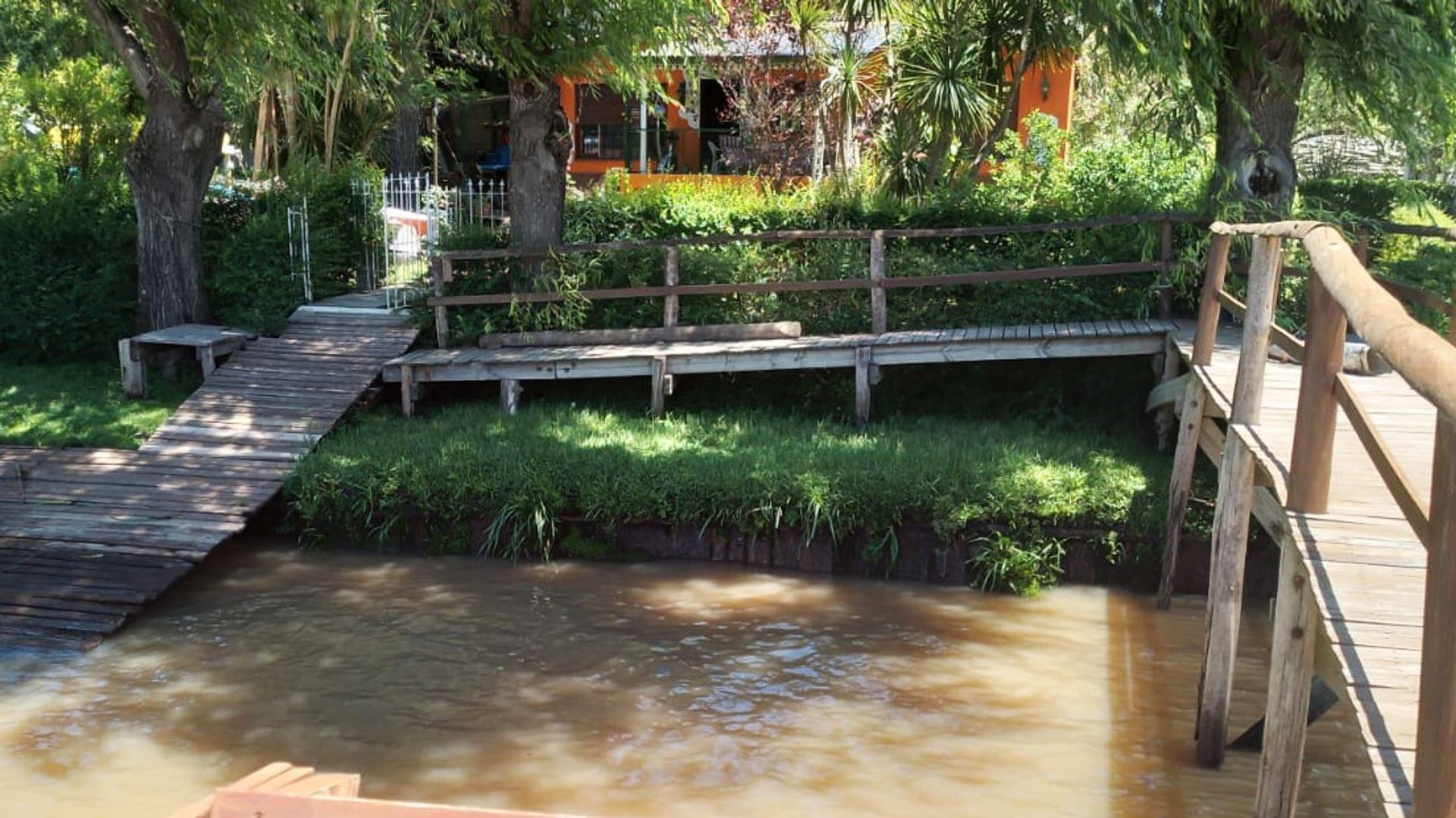Venta Casa Y Cabaña Delta Tigre - Rio Sarmiento