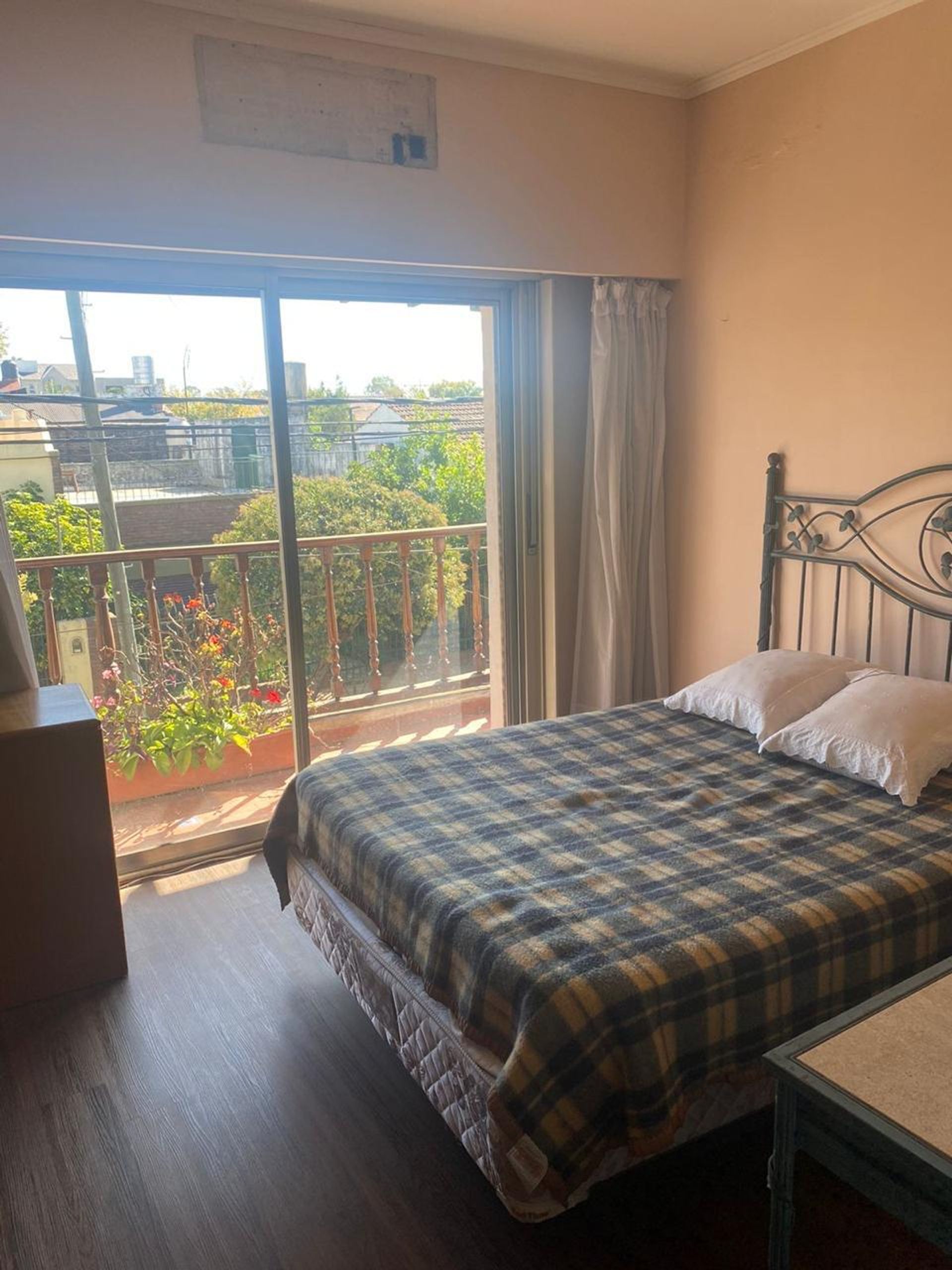 Venta Casa 4 Ambientes En Munro Con Garage