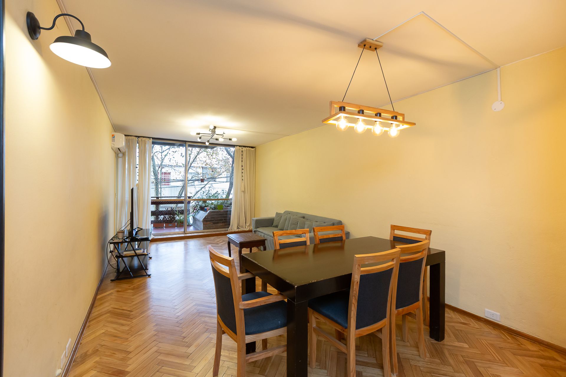 3-room Apartment, Credit Available, with Garage