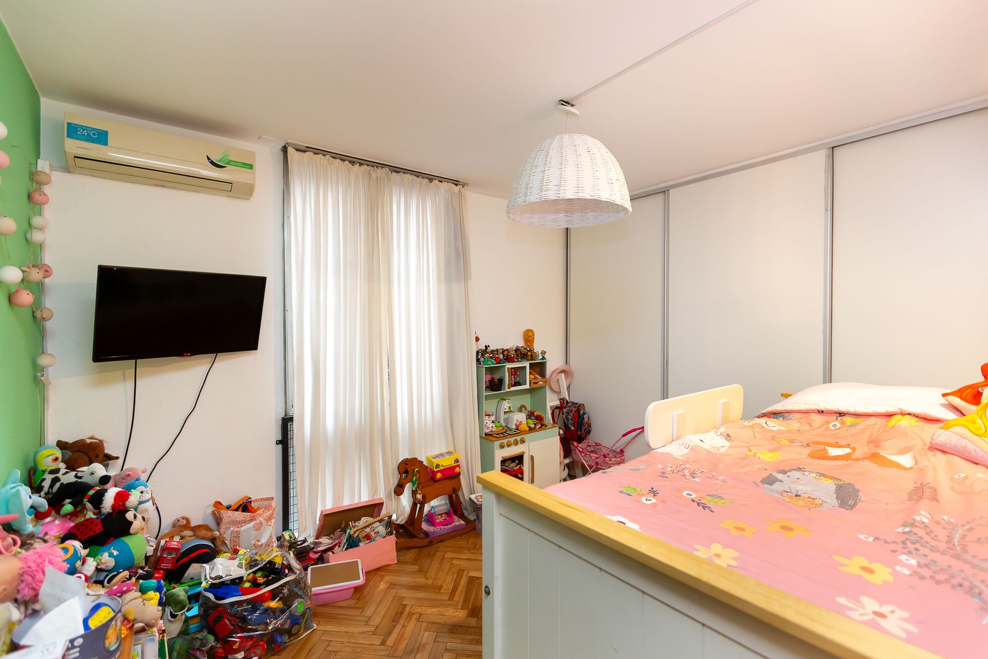 Venta Departamento 3 Amb Con Dependencia Cochera