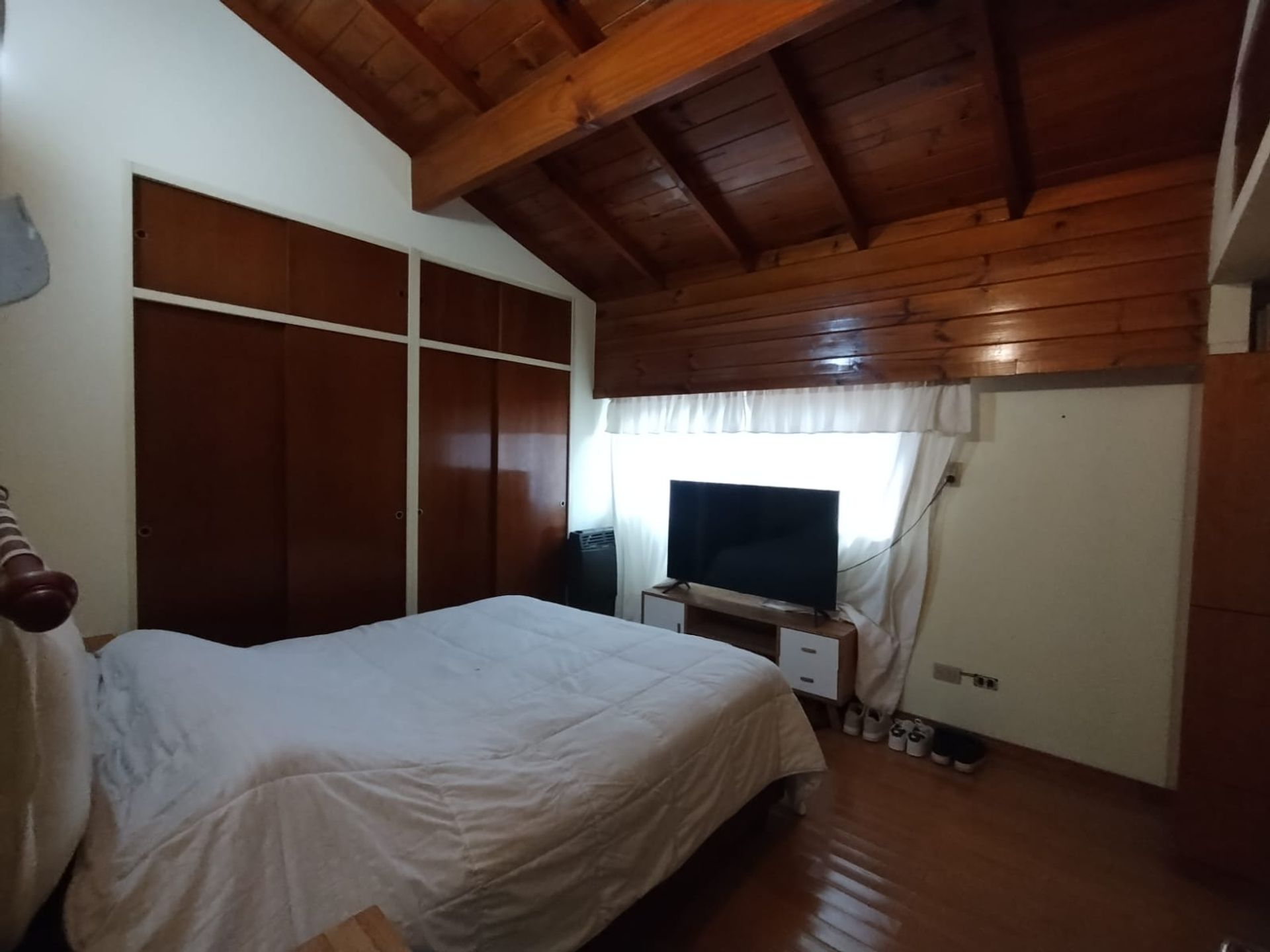 VENTA Hermosa Casa con Quincho y Pileta en Beccar