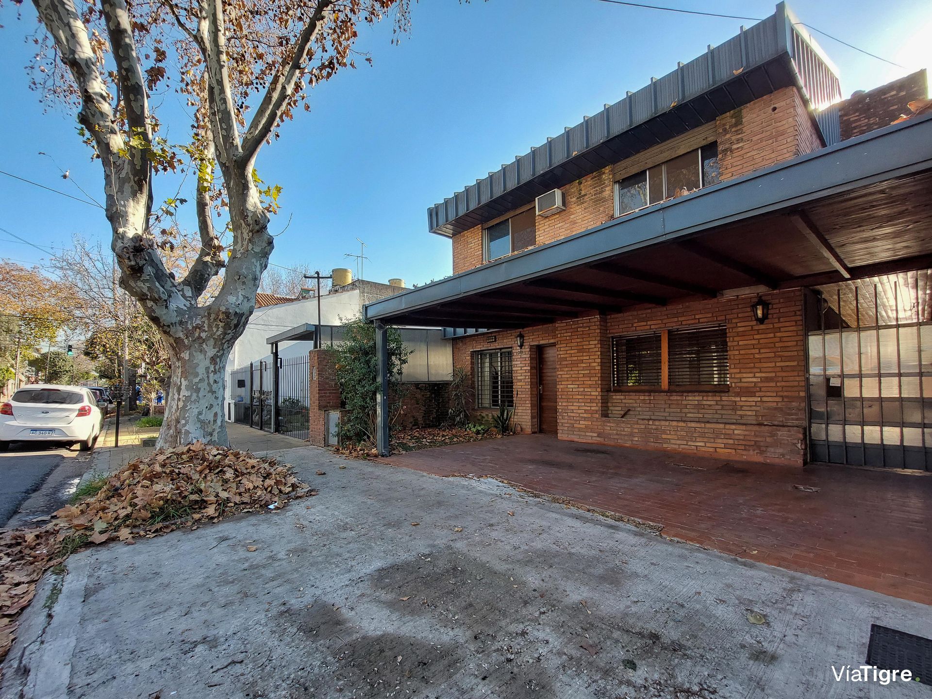 Venta Casa 4 Ambientes Con Lote De 299Mts2