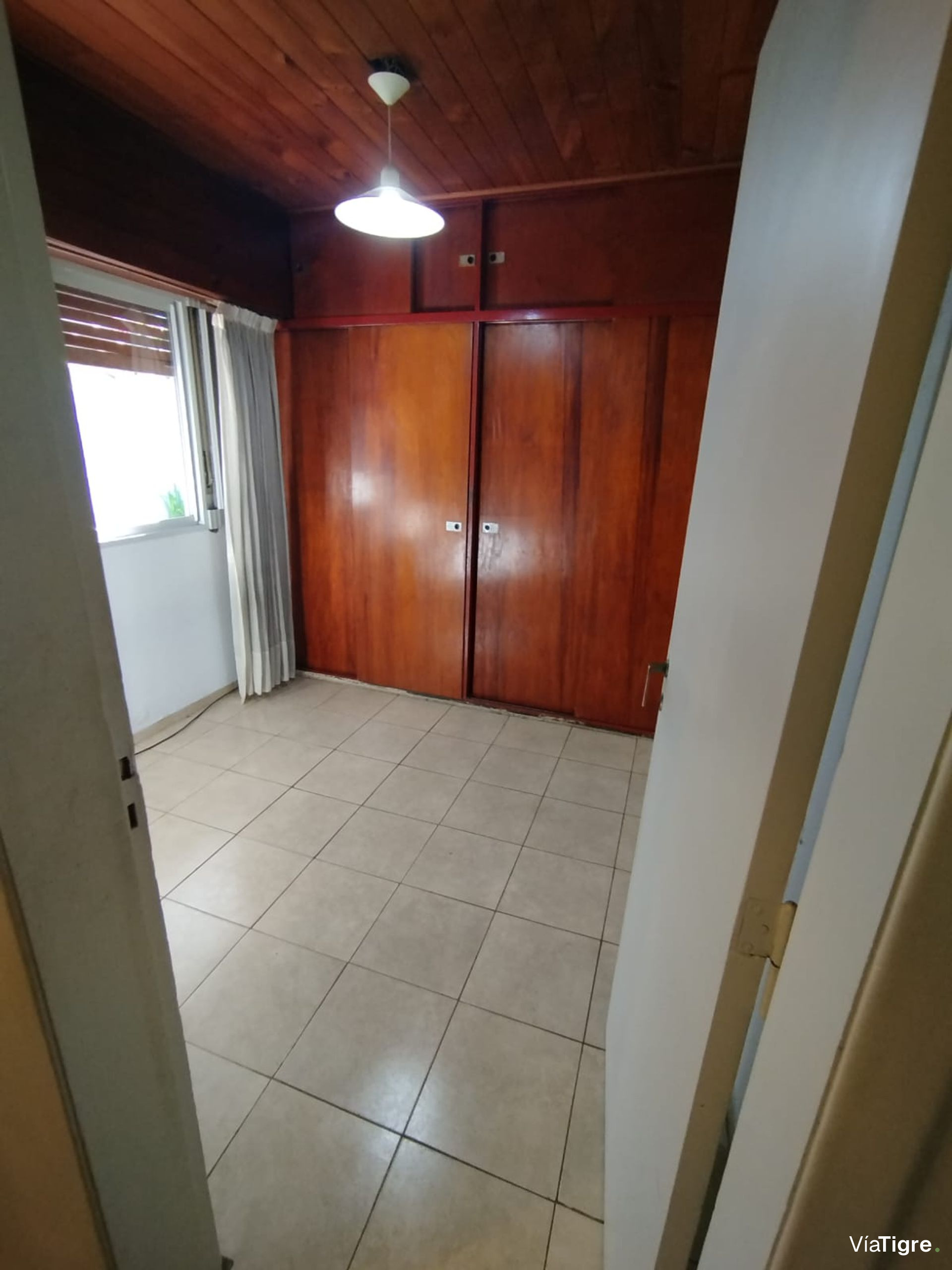 Venta Casa 4 Ambientes Con Lote De 299Mts2