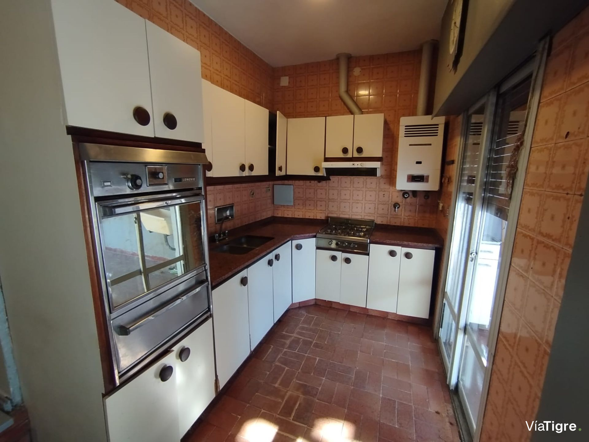 Venta Casa 4 Ambientes Con Lote De 299Mts2