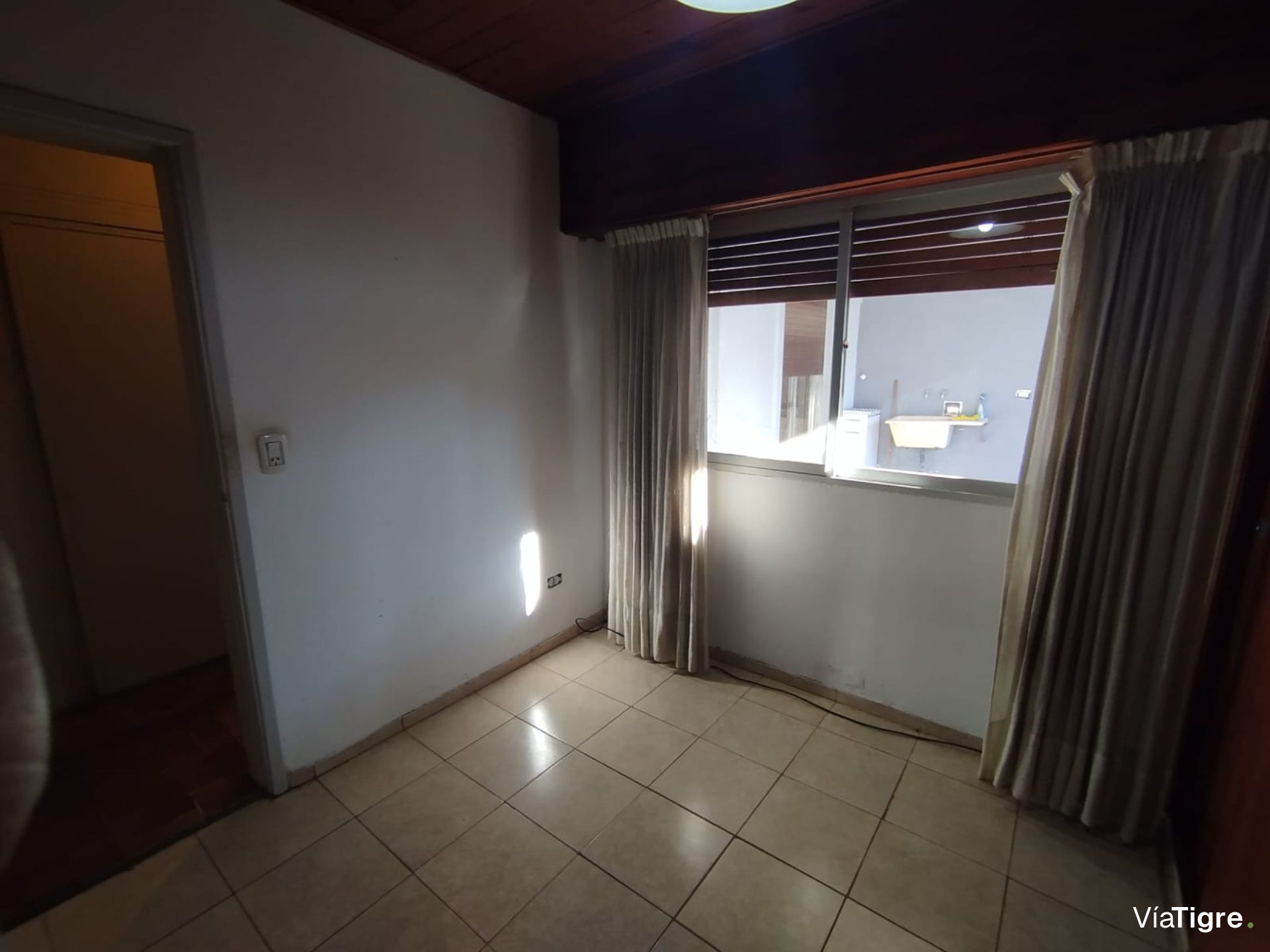 Venta Casa 4 Ambientes Con Lote De 299Mts2