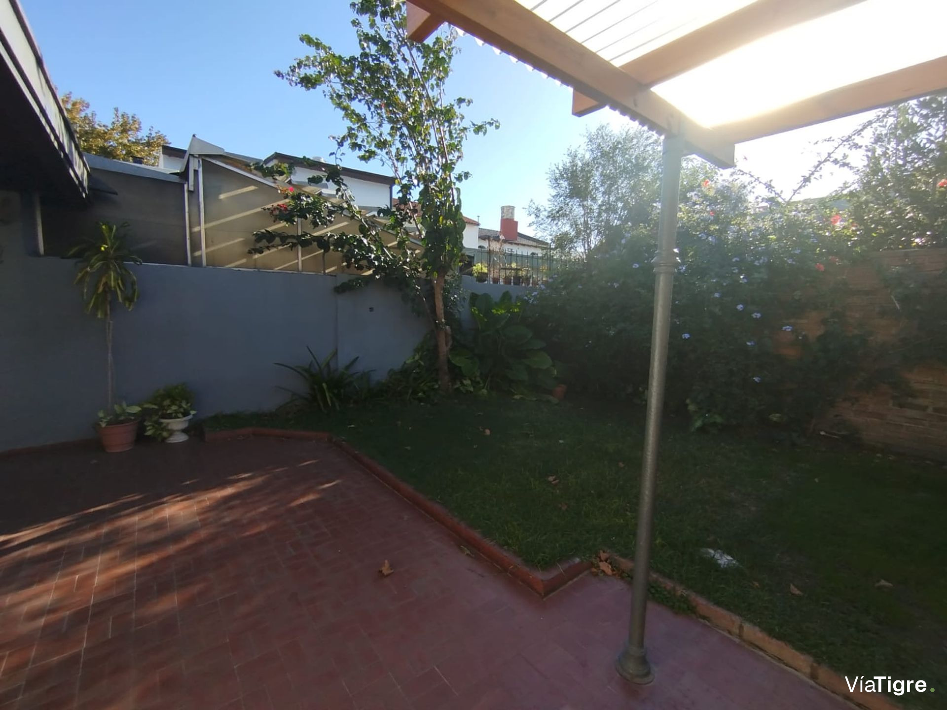 Venta Casa 4 Ambientes Con Lote De 299Mts2