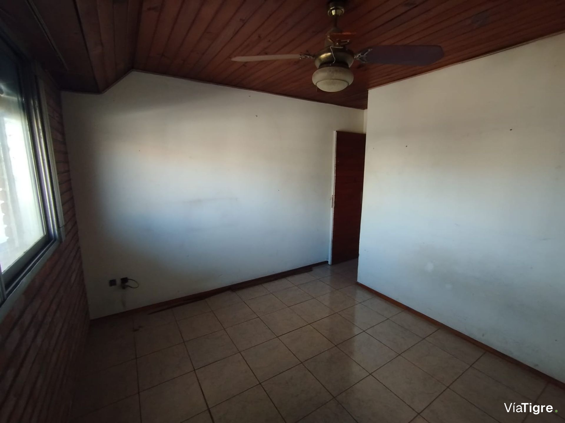 Venta Casa 4 Ambientes Con Lote De 299Mts2