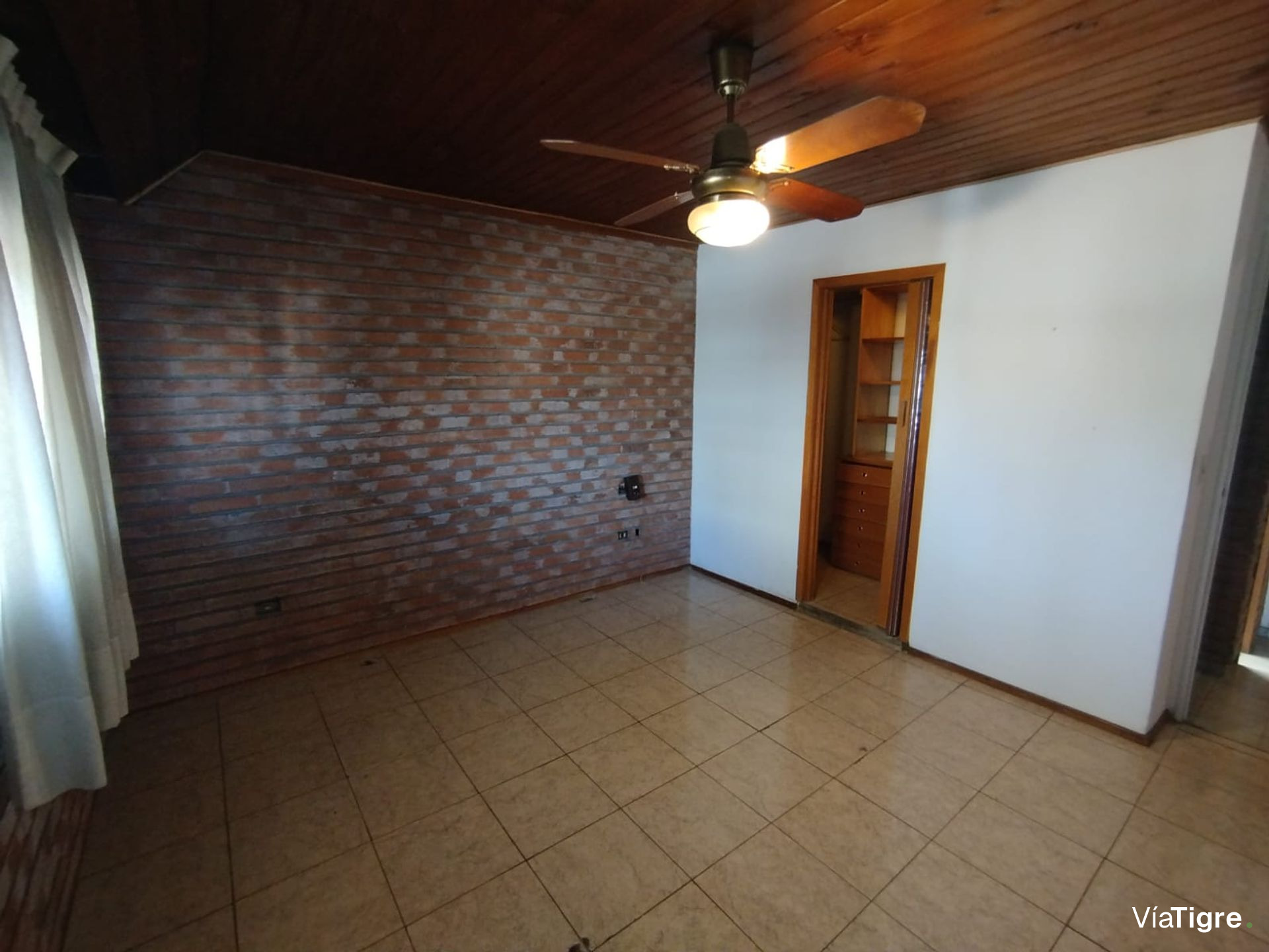 Venta Casa 4 Ambientes Con Lote De 299Mts2