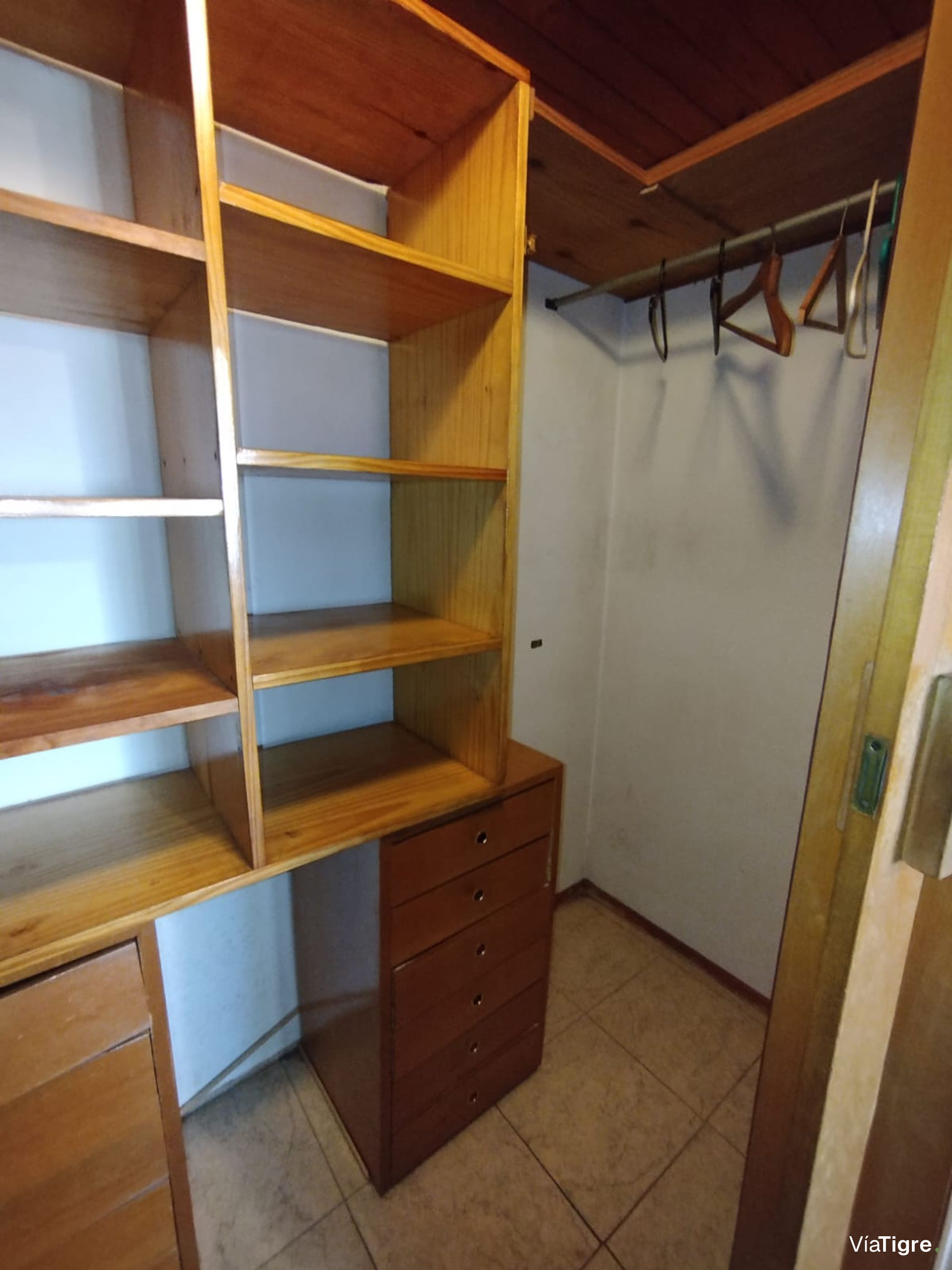 Venta Casa 4 Ambientes Con Lote De 299Mts2