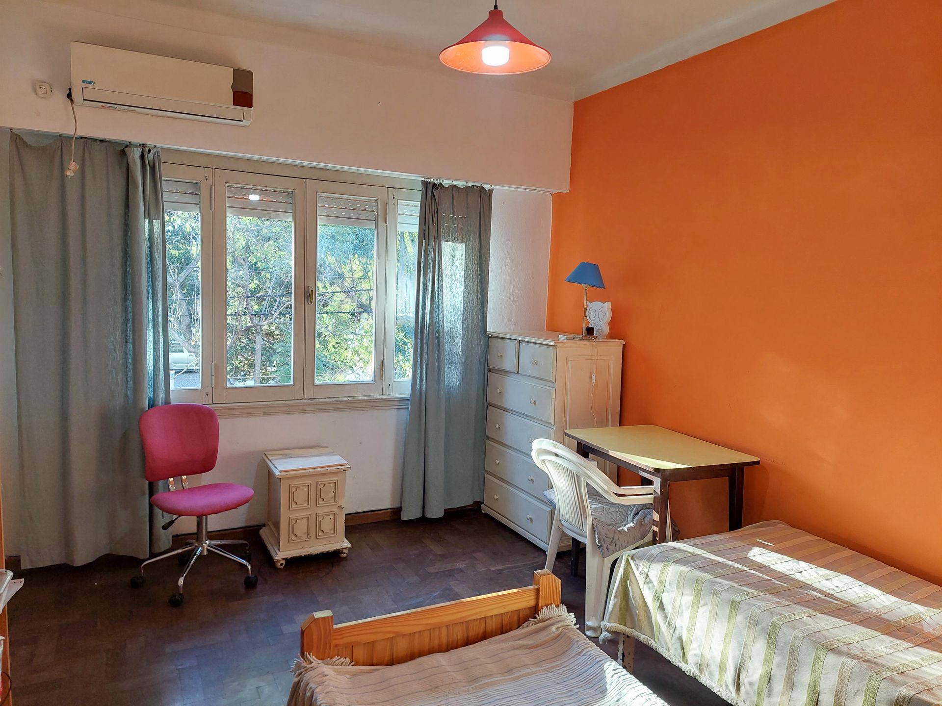 Venta Ph C/Cochera 4 Amb 2Dorm 2 Patios En Olivos